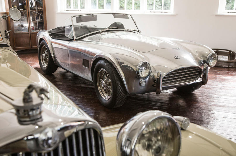 Illustration for article titled Oh Boy, Nine New AC Cobras To Be Built To Original Specifications